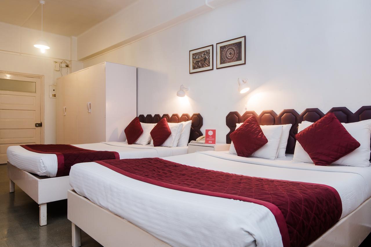 West End Hotel Bombay Esterno foto