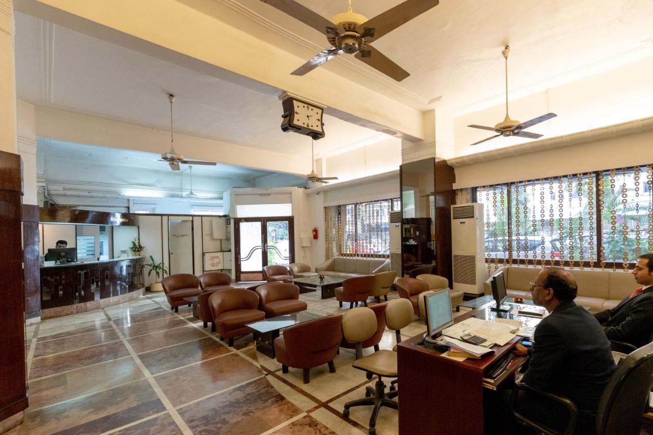 West End Hotel Bombay Esterno foto
